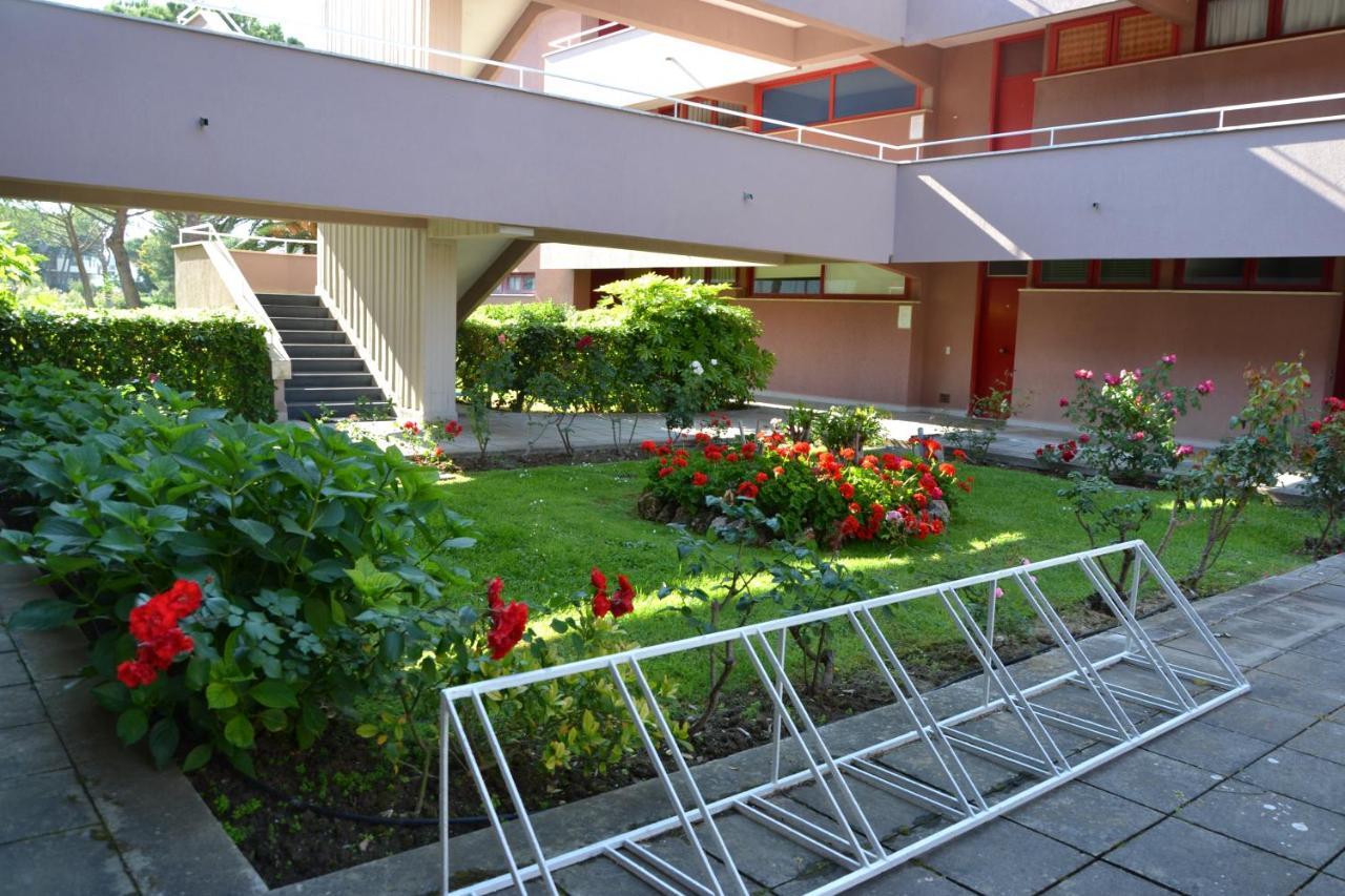Apartments Via Dei Platani Марина ди Бибона Екстериор снимка